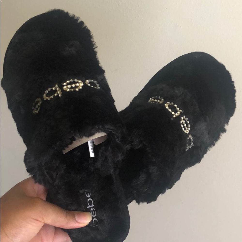 Stylish slippers